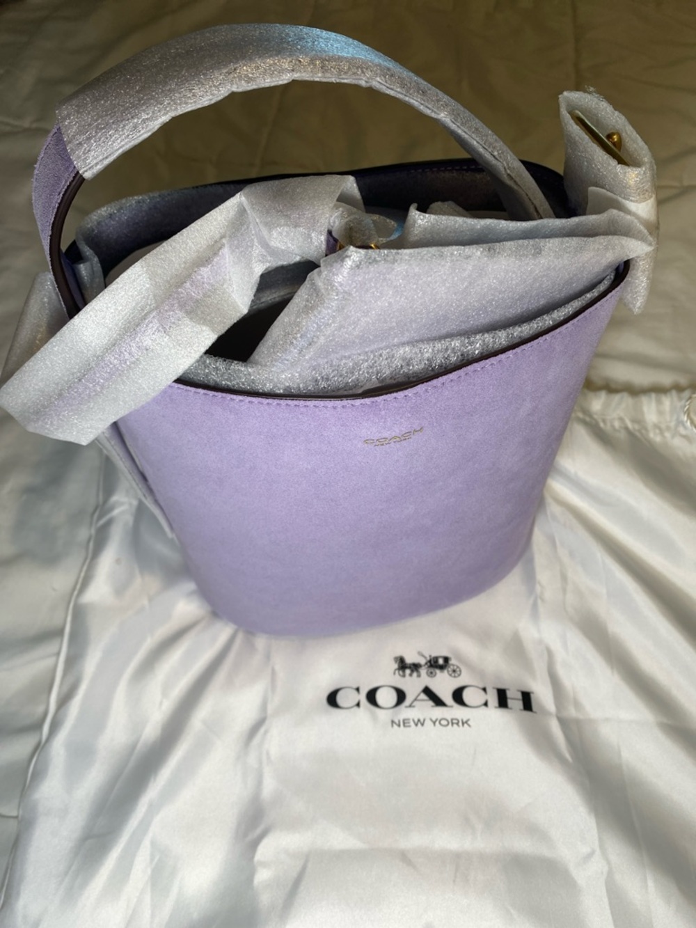 NWT Coach Lavender (violet mist) Suede Bleeker Bucket bag 21💟